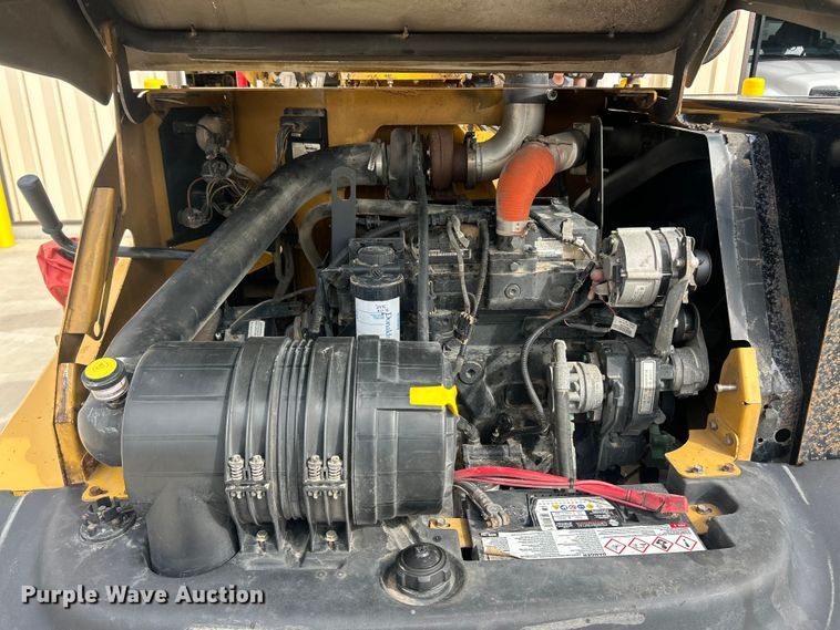 image for item FC5173 2008 Vermeer BC1500 wood chipper