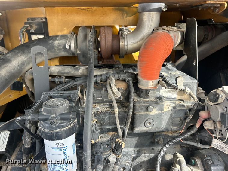 image for item FC5173 2008 Vermeer BC1500 wood chipper