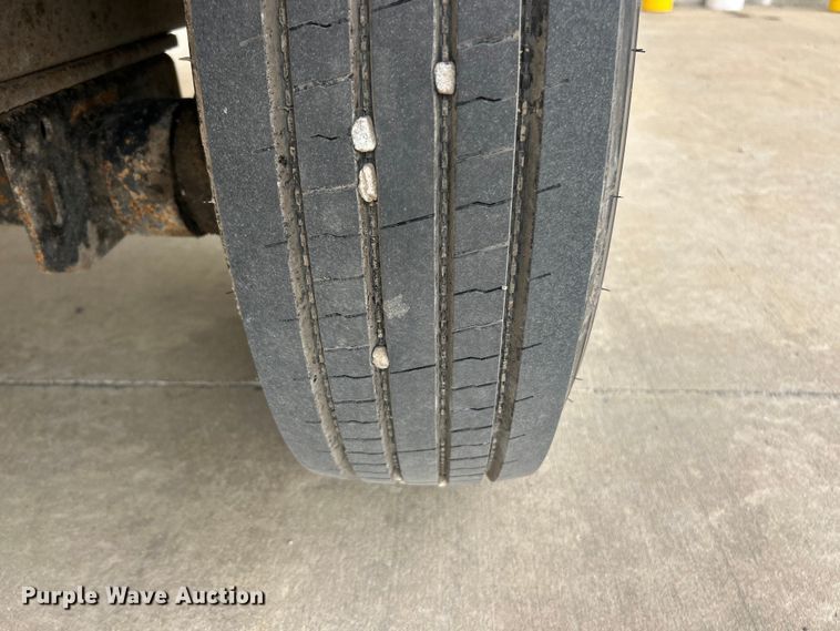 image for item FC5173 2008 Vermeer BC1500 wood chipper