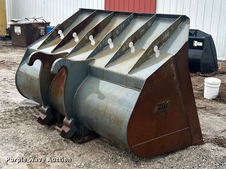 image for item FC5177 Tag wheel loader bucket