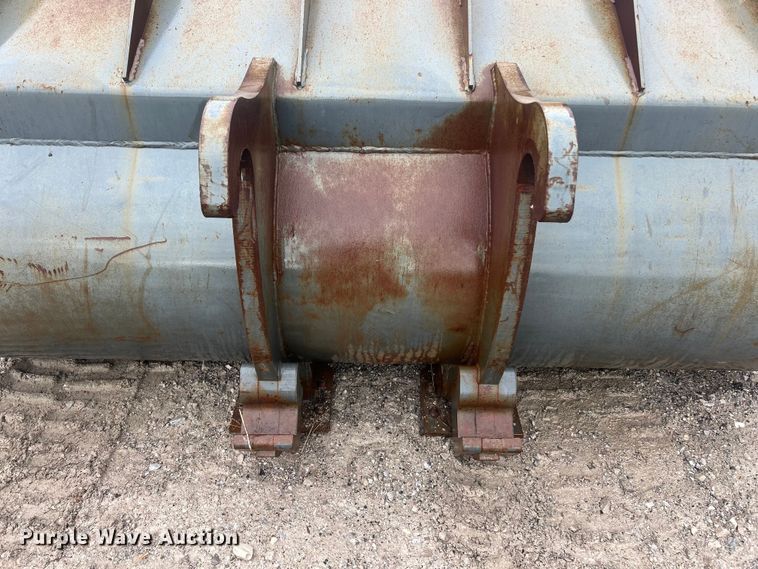 image for item FC5177 Tag wheel loader bucket