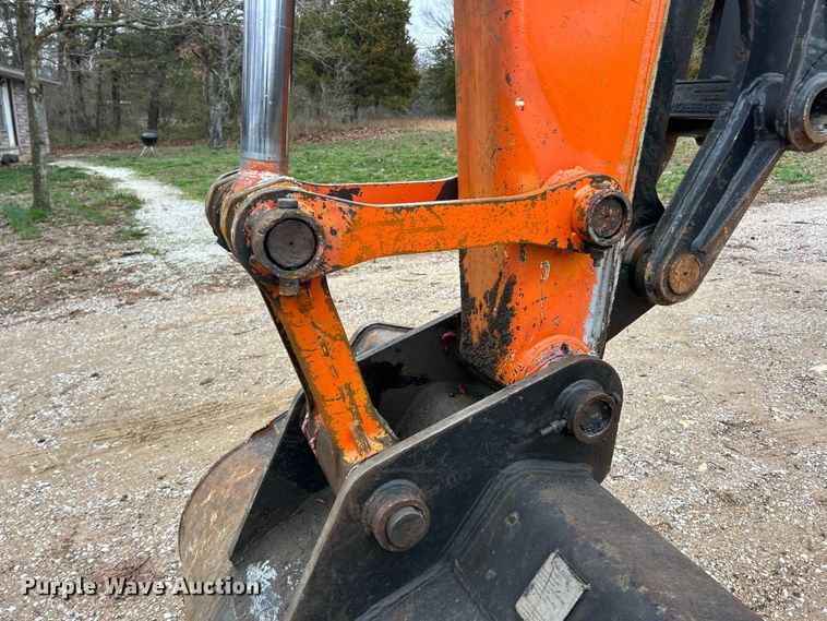 image for item FC5183 2008 Hitachi ZX135US excavator