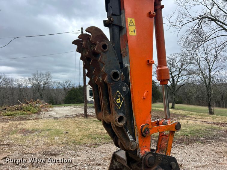 image for item FC5183 2008 Hitachi ZX135US excavator