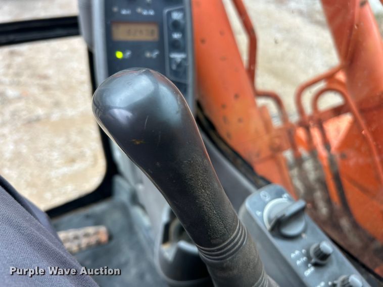 image for item FC5183 2008 Hitachi ZX135US excavator