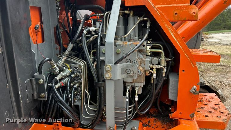 image for item FC5183 2008 Hitachi ZX135US excavator