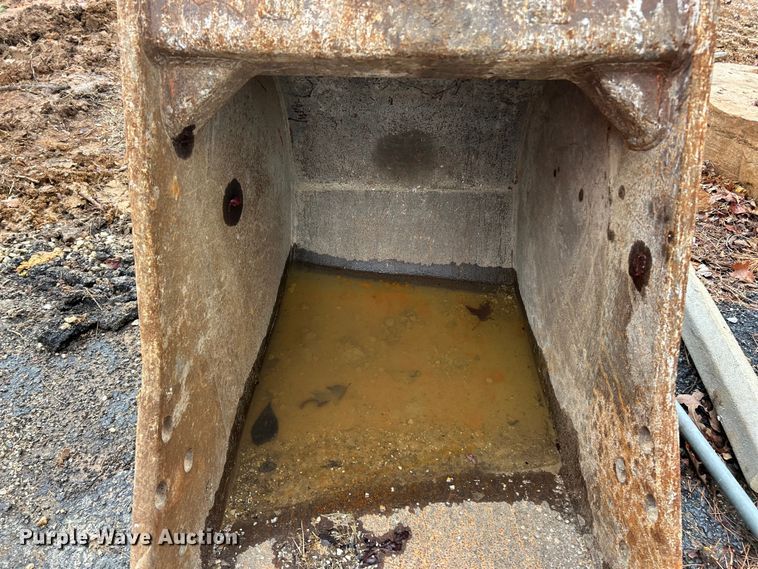 image for item FC5183 2008 Hitachi ZX135US excavator