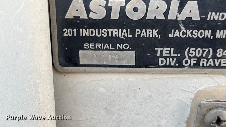 image for item FG0138 1998 International 4700 digger derrick truck