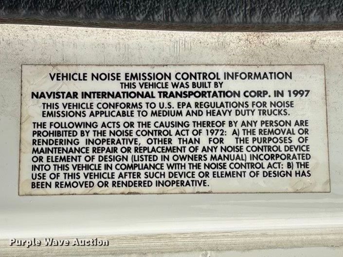 image for item FG0138 1998 International 4700 digger derrick truck