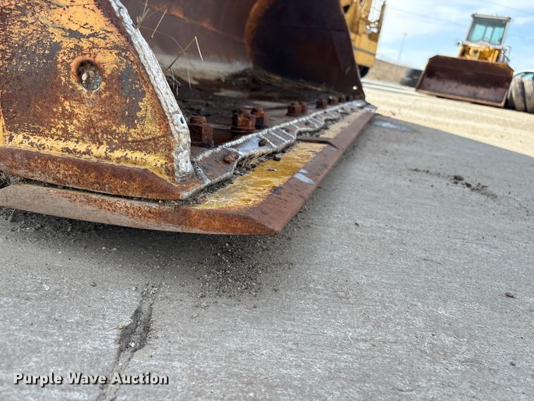 image for item FG2730 1988 Komatsu WA450-1L wheel loader