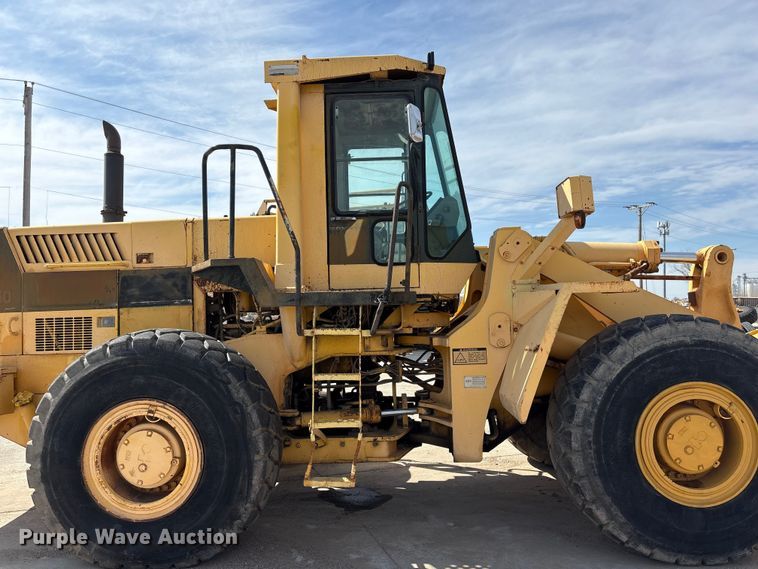 image for item FG2730 1988 Komatsu WA450-1L wheel loader