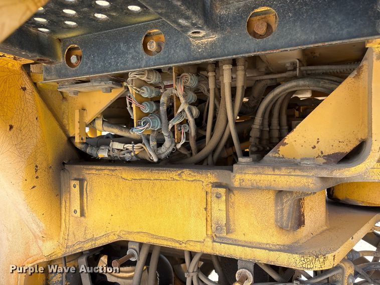 image for item FG2730 1988 Komatsu WA450-1L wheel loader