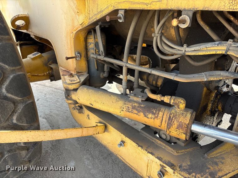 image for item FG2730 1988 Komatsu WA450-1L wheel loader