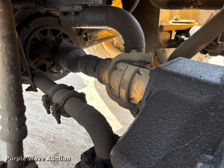 image for item FG2730 1988 Komatsu WA450-1L wheel loader