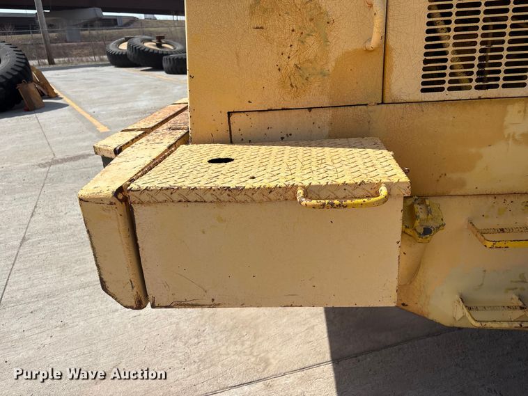 image for item FG2730 1988 Komatsu WA450-1L wheel loader