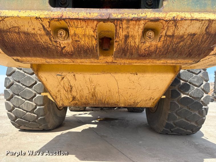 image for item FG2730 1988 Komatsu WA450-1L wheel loader