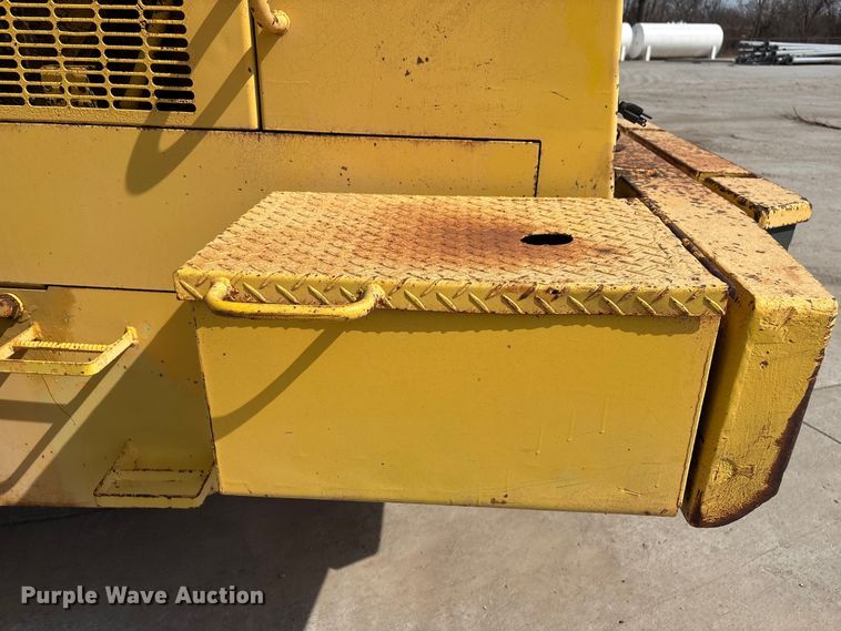 image for item FG2730 1988 Komatsu WA450-1L wheel loader