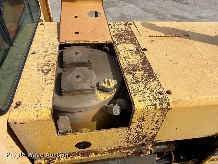 image for item FG2730 1988 Komatsu WA450-1L wheel loader