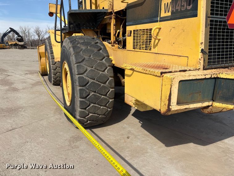 image for item FG2730 1988 Komatsu WA450-1L wheel loader