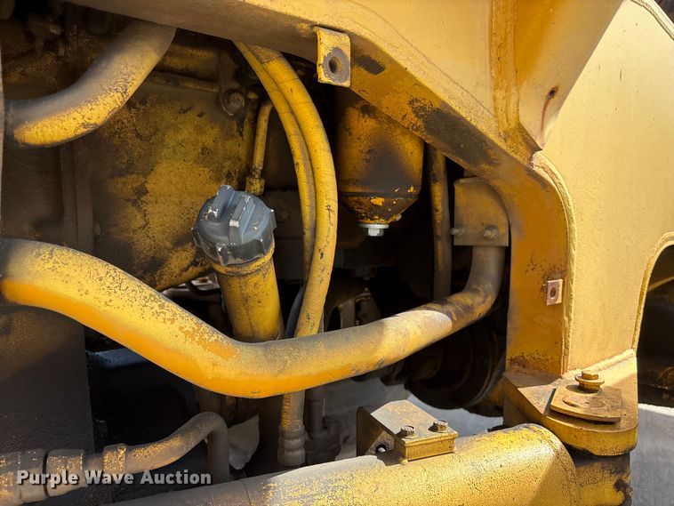 image for item FG2730 1988 Komatsu WA450-1L wheel loader