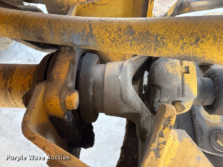image for item FG2730 1988 Komatsu WA450-1L wheel loader