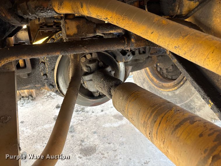 image for item FG2730 1988 Komatsu WA450-1L wheel loader