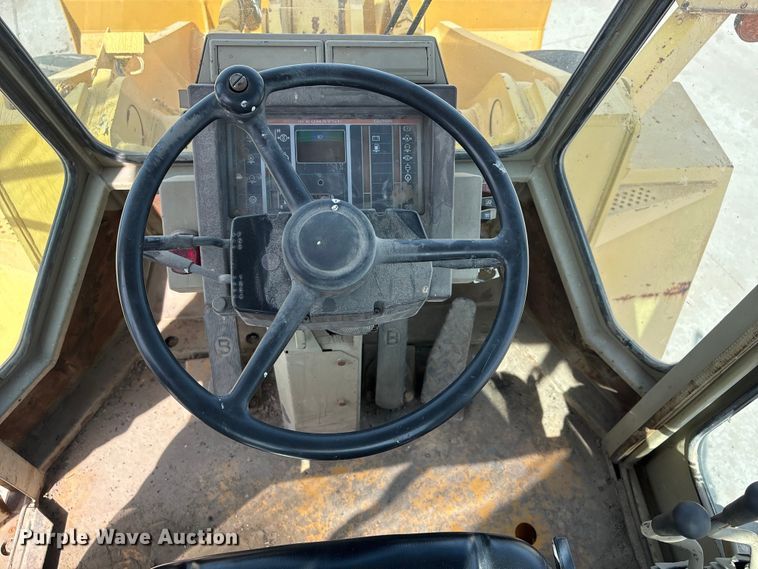 image for item FG2730 1988 Komatsu WA450-1L wheel loader