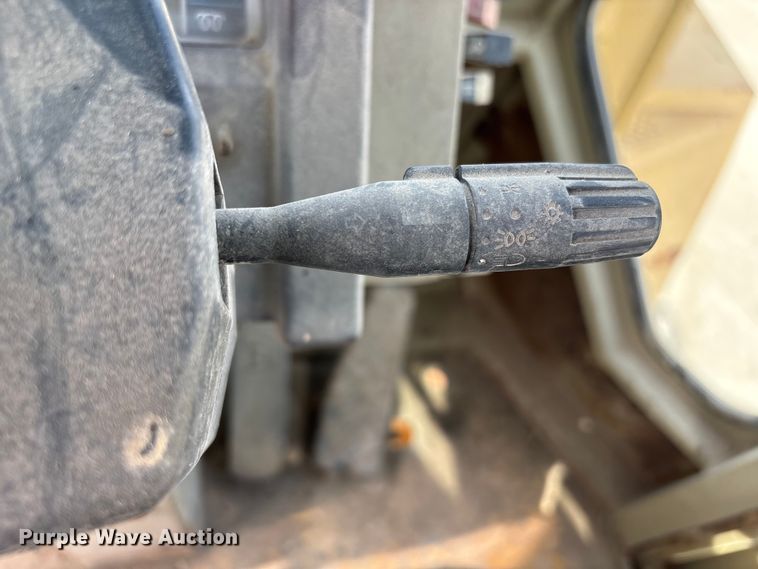 image for item FG2730 1988 Komatsu WA450-1L wheel loader