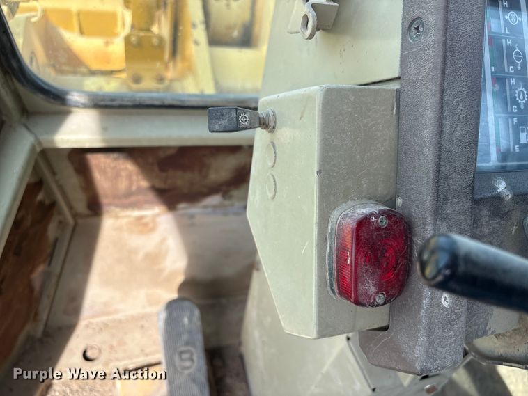 image for item FG2730 1988 Komatsu WA450-1L wheel loader