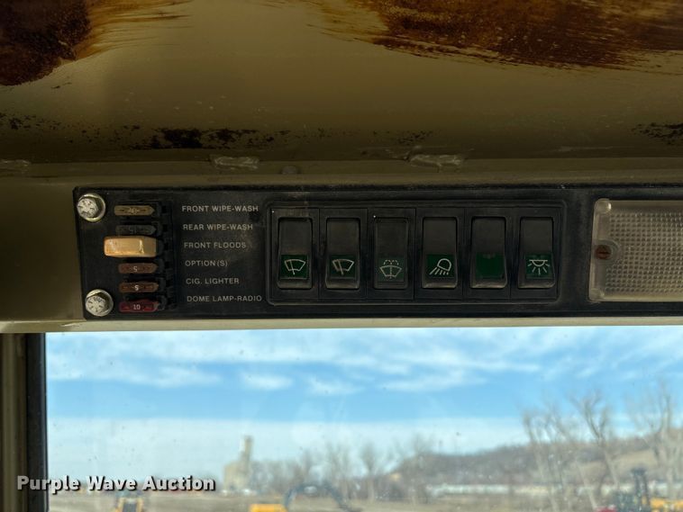 image for item FG2730 1988 Komatsu WA450-1L wheel loader