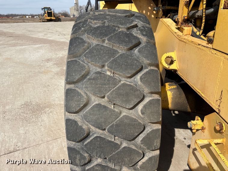 image for item FG2730 1988 Komatsu WA450-1L wheel loader