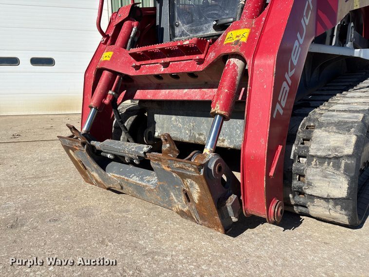 image for item FG2768 Takeuchi TL12V2 tracked skid steer loader