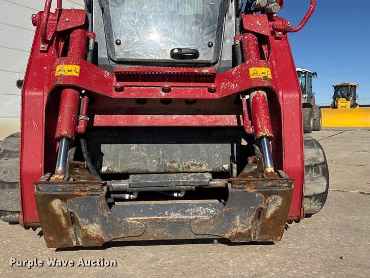 image for item FG2768 Takeuchi TL12V2 tracked skid steer loader