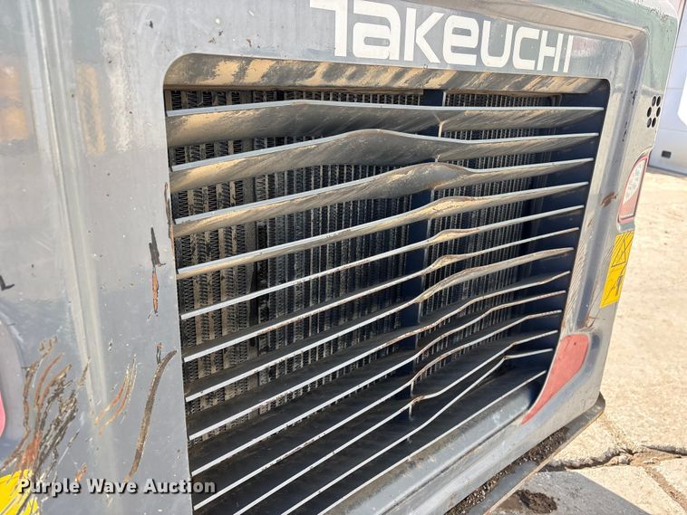 image for item FG2768 Takeuchi TL12V2 tracked skid steer loader