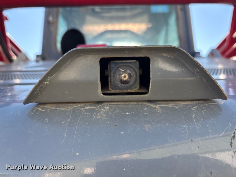 image for item FG2768 Takeuchi TL12V2 tracked skid steer loader