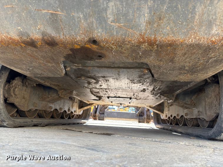 image for item FG2768 Takeuchi TL12V2 tracked skid steer loader