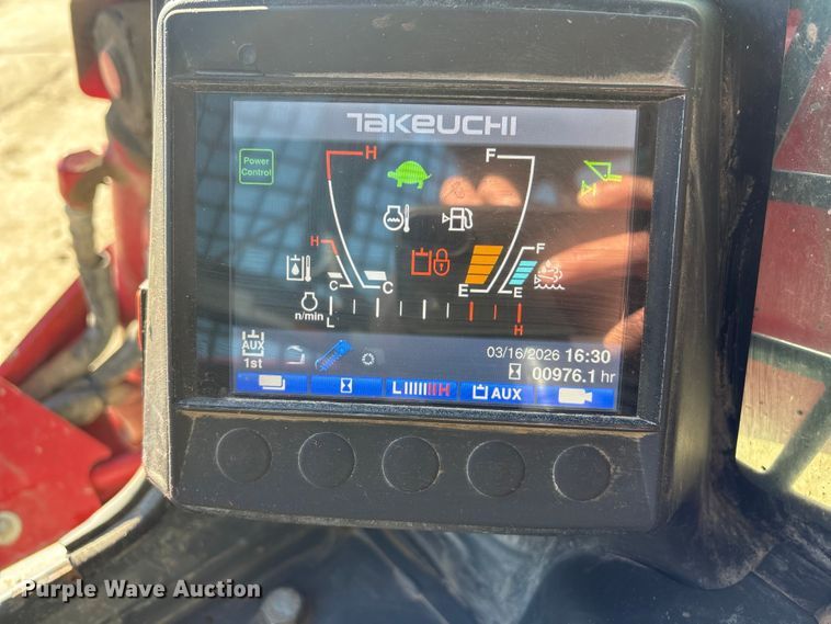 image for item FG2768 Takeuchi TL12V2 tracked skid steer loader