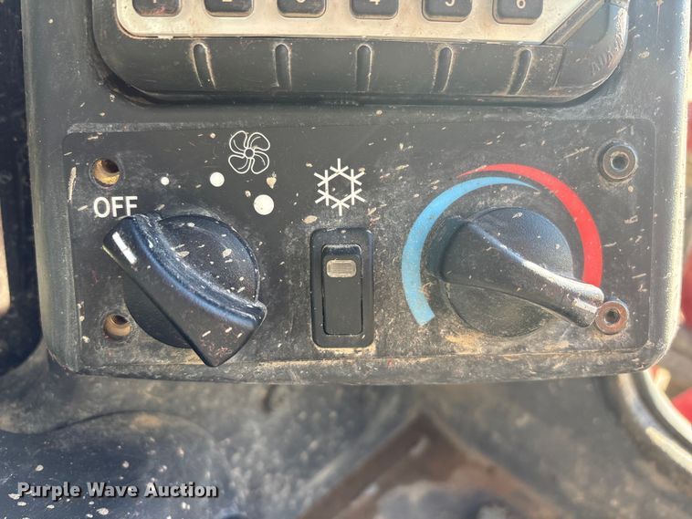 image for item FG2768 Takeuchi TL12V2 tracked skid steer loader