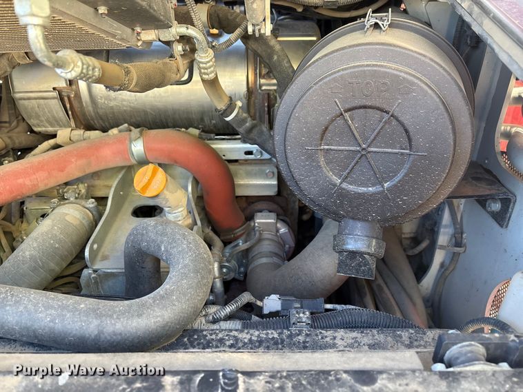 image for item FG2768 Takeuchi TL12V2 tracked skid steer loader