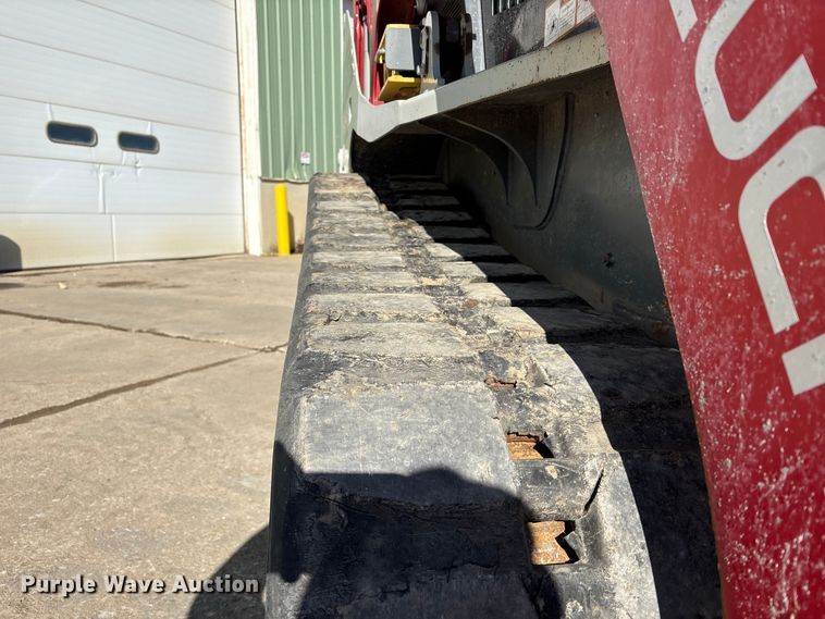 image for item FG2768 Takeuchi TL12V2 tracked skid steer loader