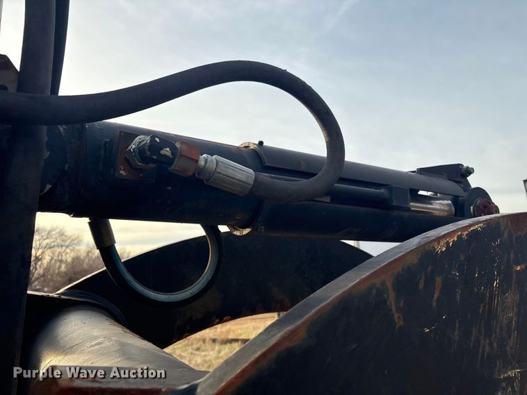 image for item FI0158 Smag HHG3000.34-K excavator grapple 