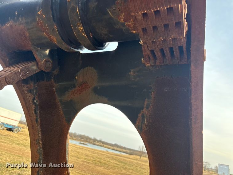 image for item FI0158 Smag HHG3000.34-K excavator grapple 