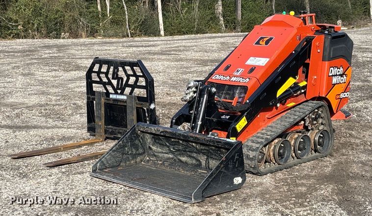 image for item FI1647 2023 Ditch Witch SK600 compact utility loader