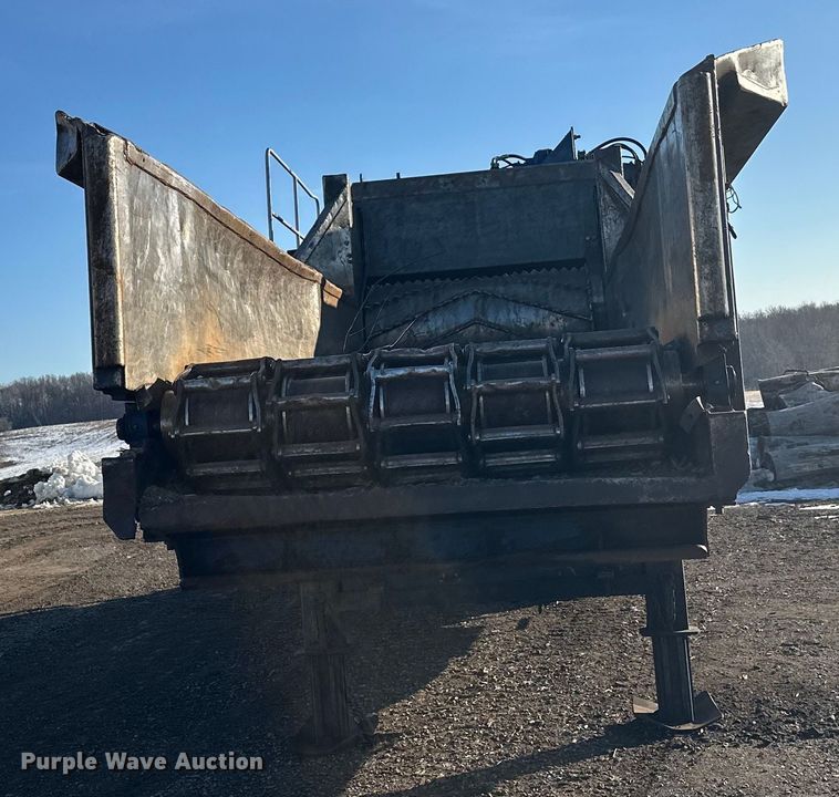 image for item FK1604 Peterson 6700B wood grinder