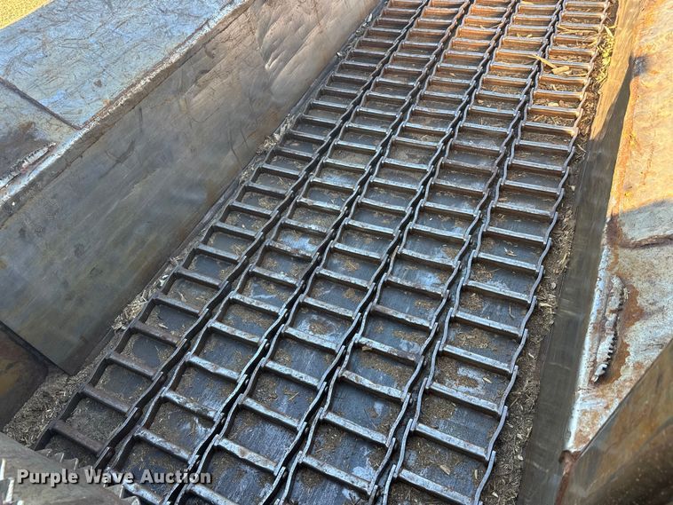 image for item FK1604 Peterson 6700B wood grinder