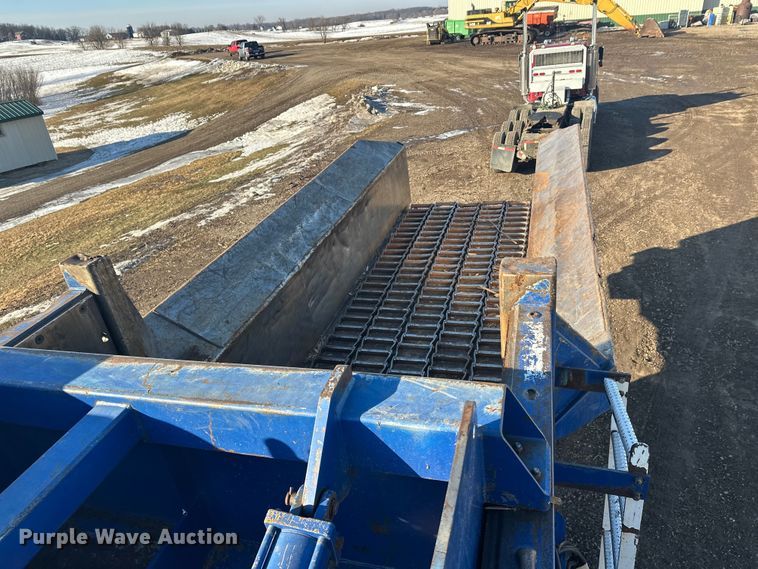 image for item FK1604 Peterson 6700B wood grinder