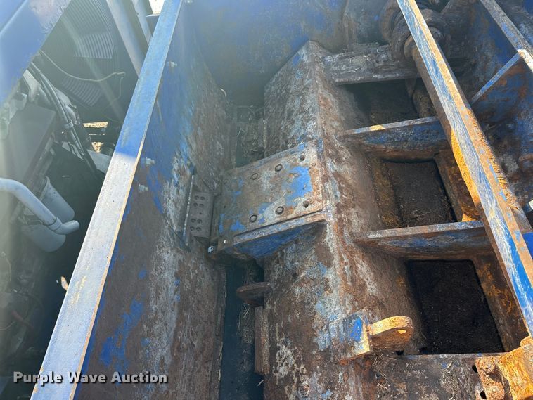 image for item FK1604 Peterson 6700B wood grinder