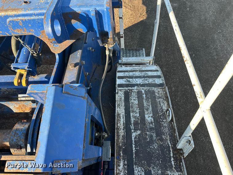 image for item FK1604 Peterson 6700B wood grinder