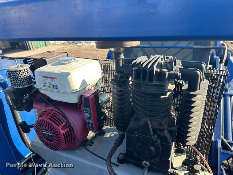 image for item FK1604 Peterson 6700B wood grinder