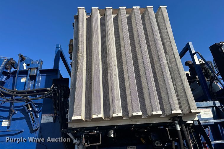 image for item FK1604 Peterson 6700B wood grinder