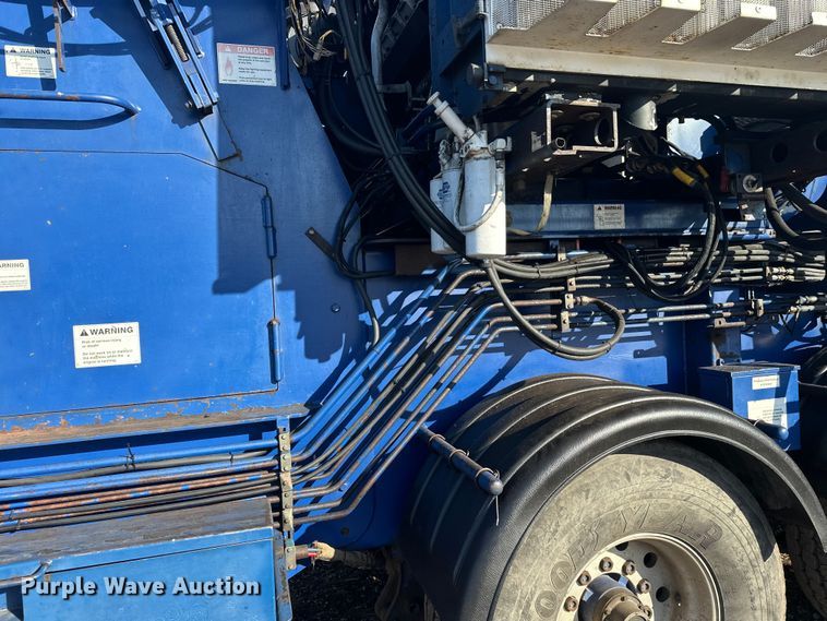 image for item FK1604 Peterson 6700B wood grinder